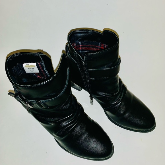 Naturalizer boots - Picture 4 of 6